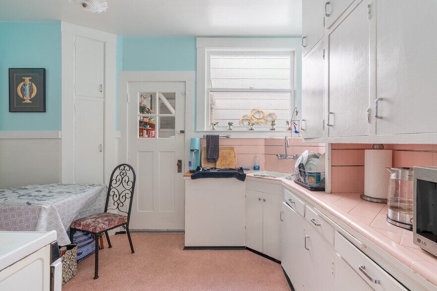 More Photos Of 2139 Taraval St, San Francisco Office Residential For Sale