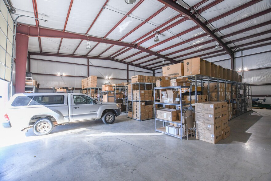 More Photos Of 5893 US 72, Gurley Flex For Sale