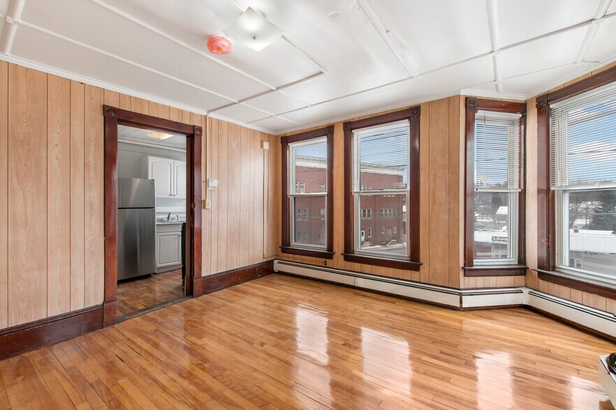 More Photos Of 4 Elm St, Lancaster Apartments For Sale