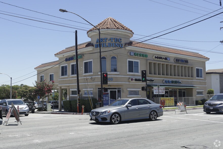 More Photos Of 1900 S Del Mar Ave, San Gabriel Storefront Retail Office For Sale