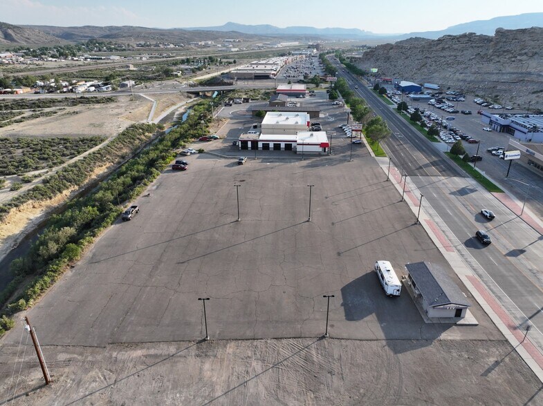 More Photos Of 1251 Dewar Dr, Rock Springs Auto Dealership For Sale