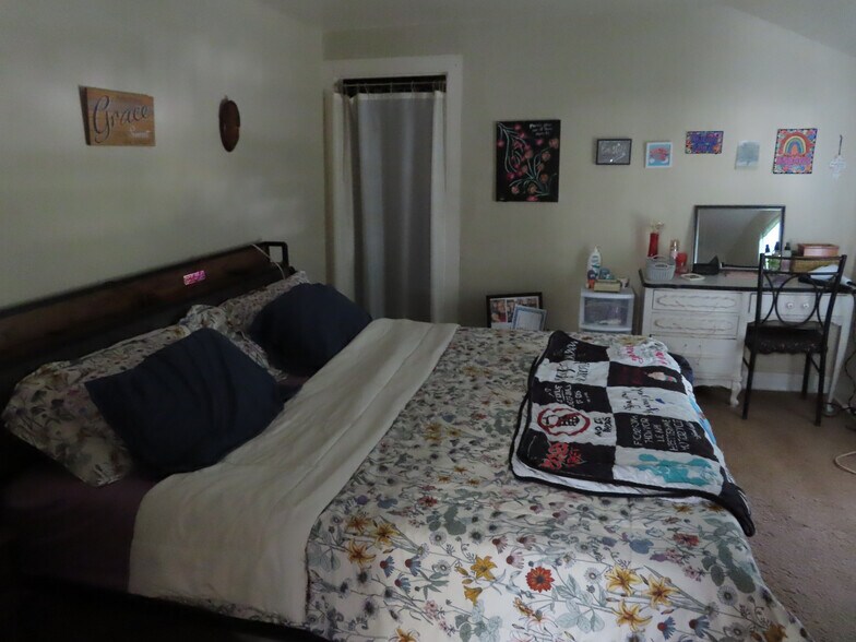 More Photos Of 130 E Spruce St, Titusville Apartments For Sale
