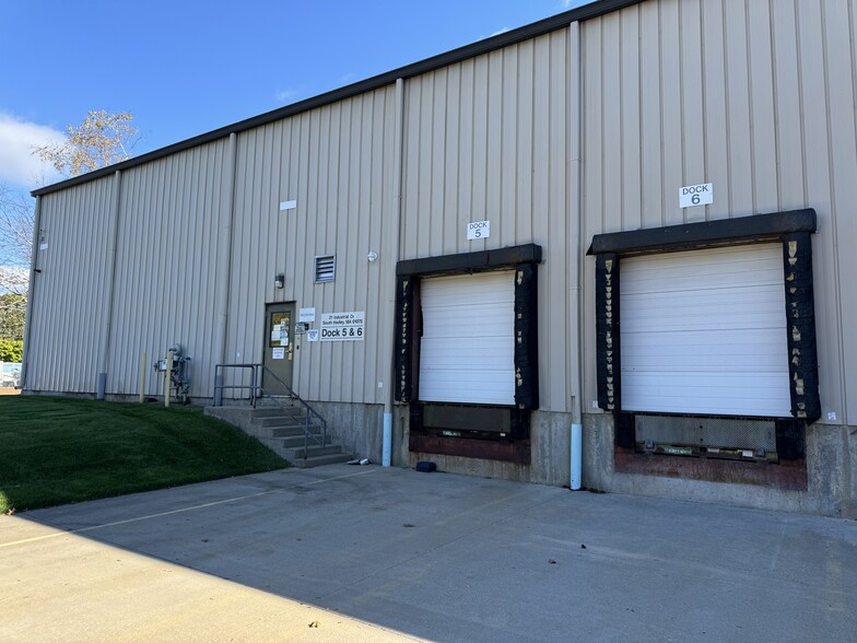 More Photos Of 21 Industrial Dr, South Hadley Manufacturing For Lease