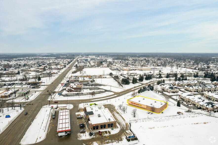 More Photos Of 22981 Hall Rd, Woodhaven Drugstore For Sale