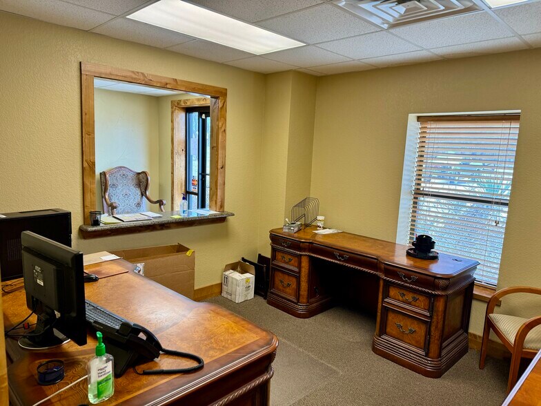 More Photos Of 464 Cool Jct, Millsap Manufacturing For Lease