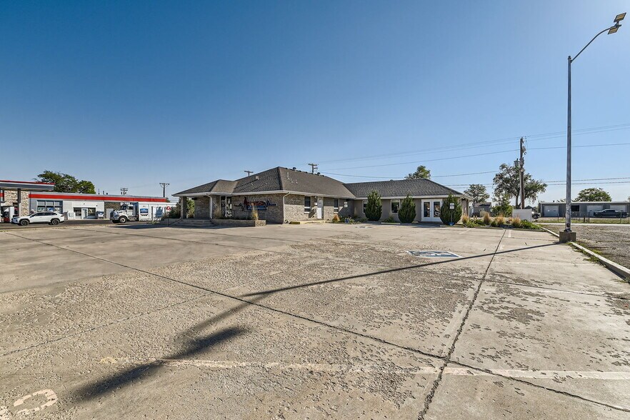 More Photos Of 112 S Denver Ave, Fort Lupton Medical For Lease