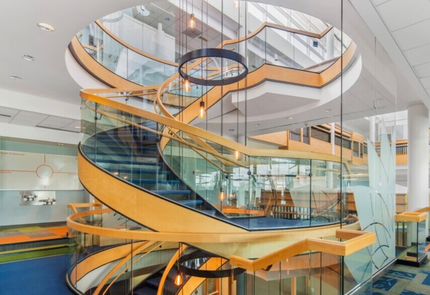 More Photos Of 28301 Ferry Rd, Warrenville Hospital For Lease