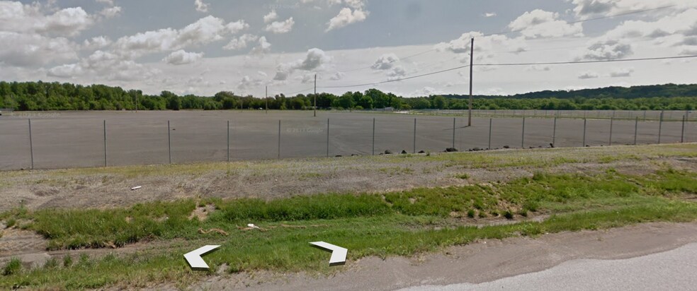 More Photos Of 15 Racehorse Dr, East Saint Louis Land For Lease