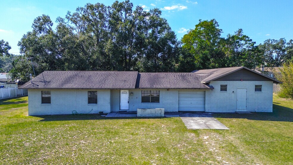 Primary Photo Of 11425 Sun Rd, Dade City Healthcare For Sale