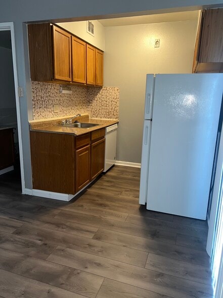 More Photos Of 1624 Northwinds Estates Dr, Saint Louis Apartments For Sale