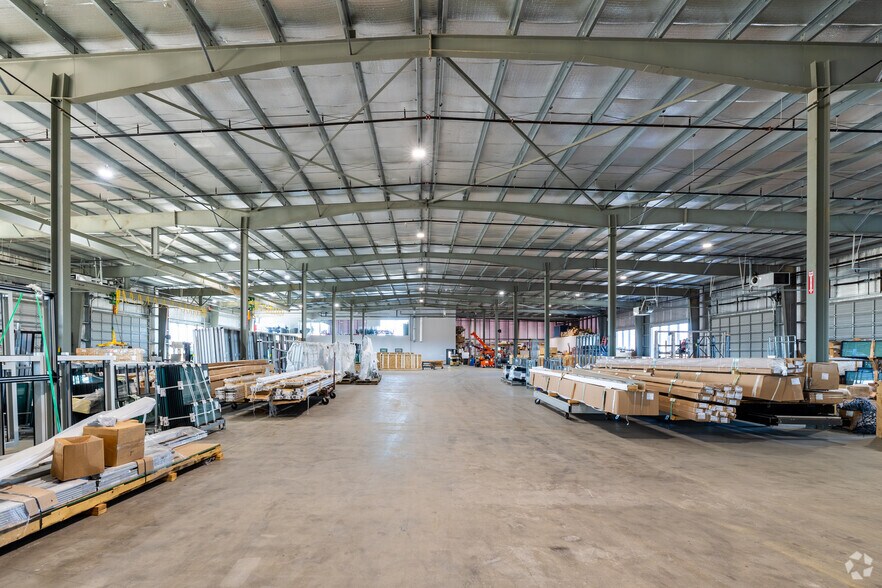 More Photos Of 410 Jack Enders Blvd, Berryville Industrial For Lease