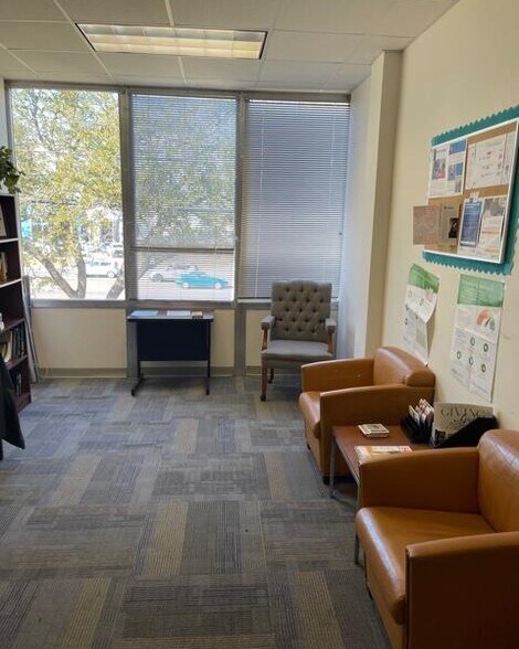 More Photos Of 6554 Florida Blvd, Baton Rouge Office For Lease