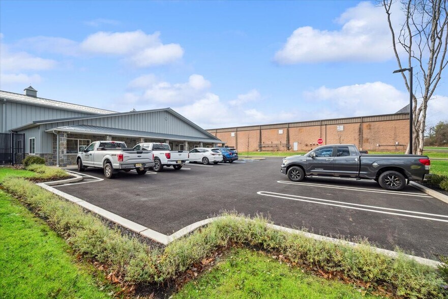 More Photos Of 104 Readington rd, Branchburg Manufacturing For Sale