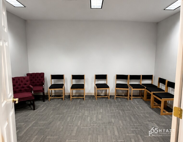 More Photos Of 1049 MD-3, Gambrills Office For Lease