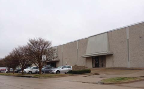 More Photos Of 3330-3350 Wiley Post Rd, Carrollton Showroom For Sale