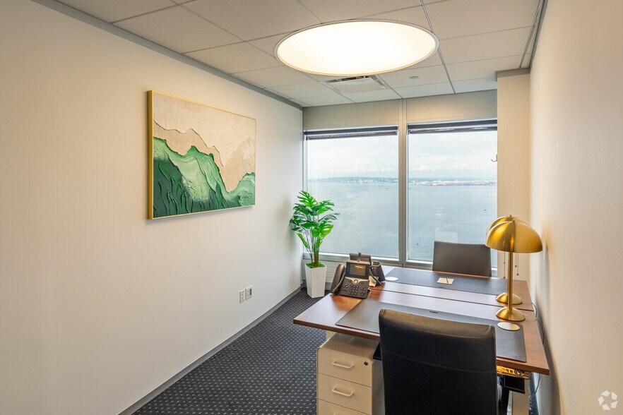 More Photos Of 17 State St, New York Coworking Space