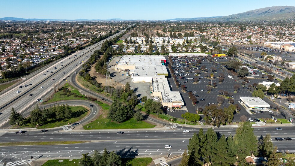 More Photos Of 375 N Capitol Ave, San Jose Freestanding For Sale