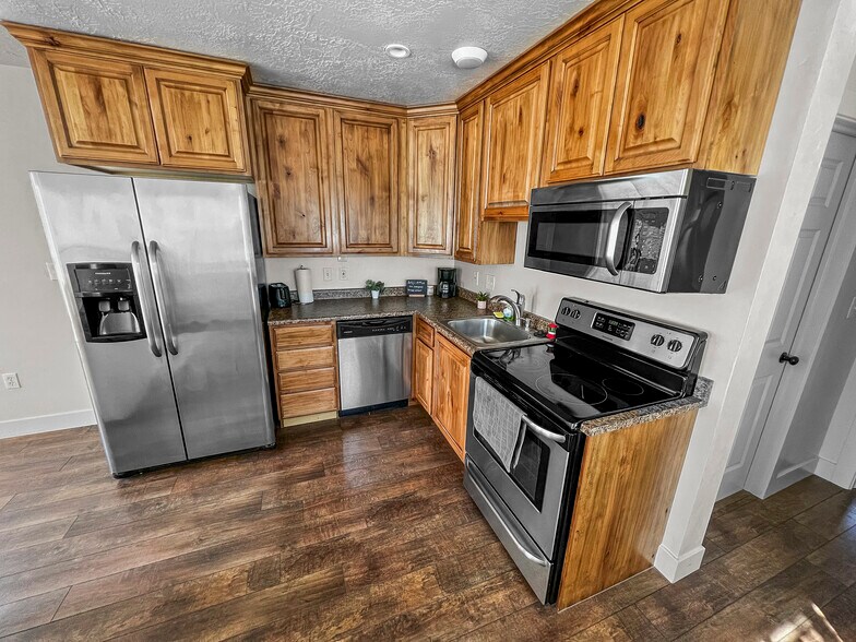 More Photos Of 154 N 100 W, American Fork Apartments For Sale