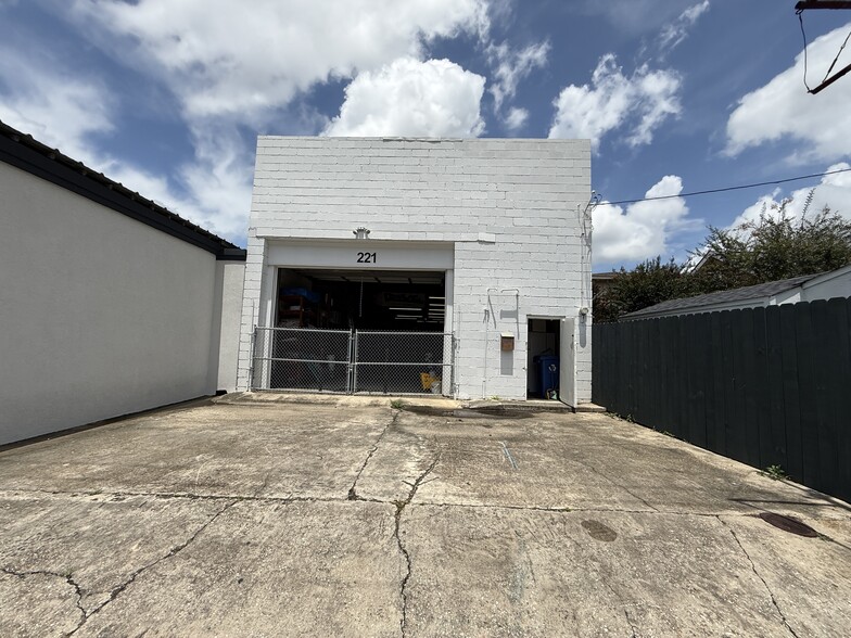 More Photos Of 221 N Galvez St, New Orleans Warehouse For Sale