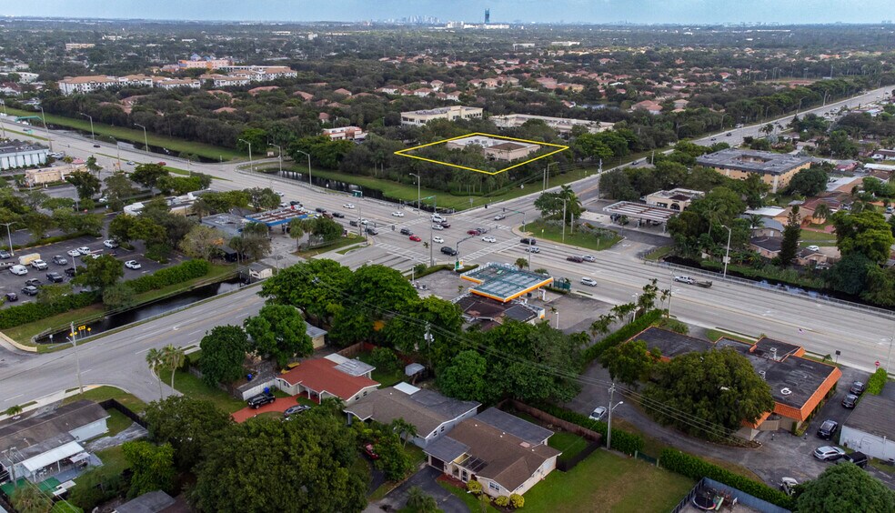 More Photos Of 1701 N University Dr, Pembroke Pines Drugstore For Sale