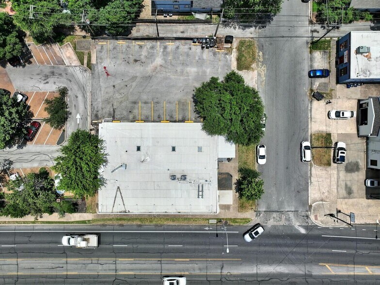 More Photos Of 4301 Guadalupe St, Austin Storefront Retail Office For Lease