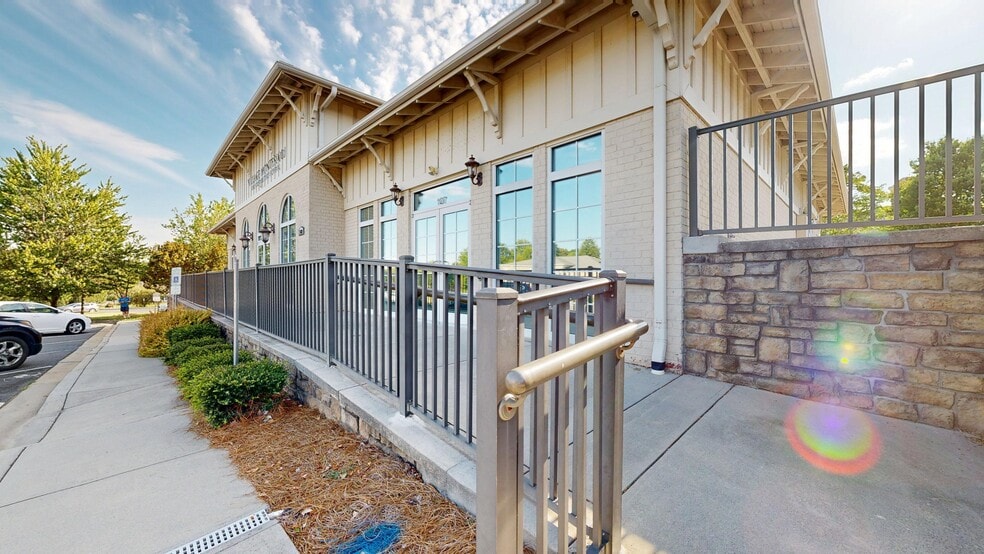 More Photos Of 1520 Onyx Rdg, Fort Mill Medical For Lease