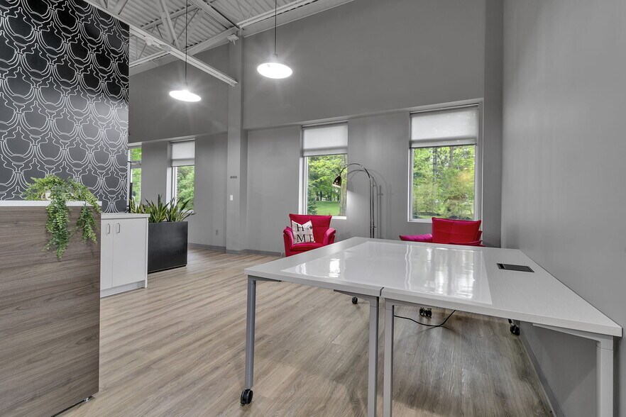 More Photos Of 6031-6045 Transit Rd, East Amherst Unknown For Lease