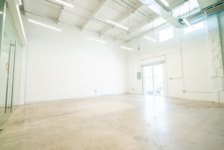 More Photos Of 224 NE 59th St, Miami Loft Creative Space For Lease