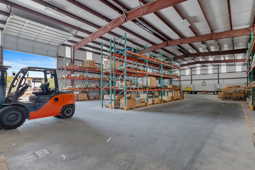 More Photos Of 685 Corgey Rd, Pleasanton Manufacturing For Lease