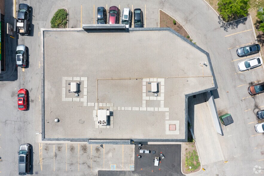 More Photos Of 2625 Weston Rd, Toronto Unknown For Lease