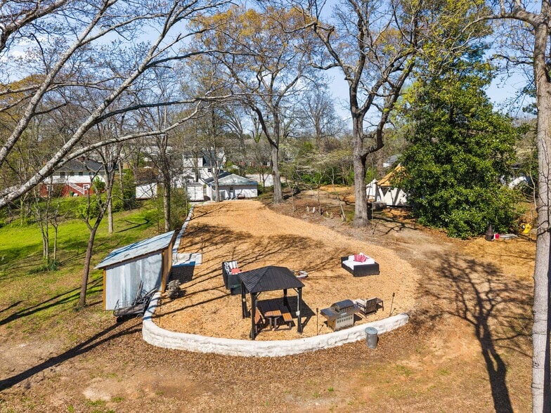 More Photos Of 1860 Penelope Rd NW, Atlanta Hospitality For Sale