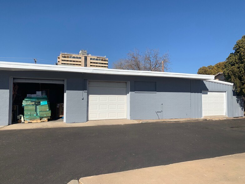 More Photos Of 2807-2813 Avenue Q, Lubbock Freestanding For Lease