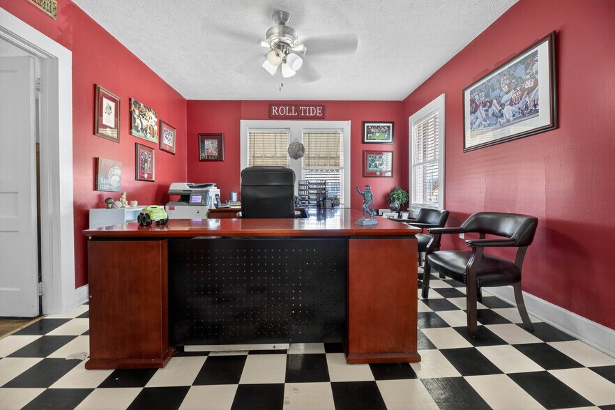 More Photos Of 104 McCullars Ln, Oxford General Retail For Sale