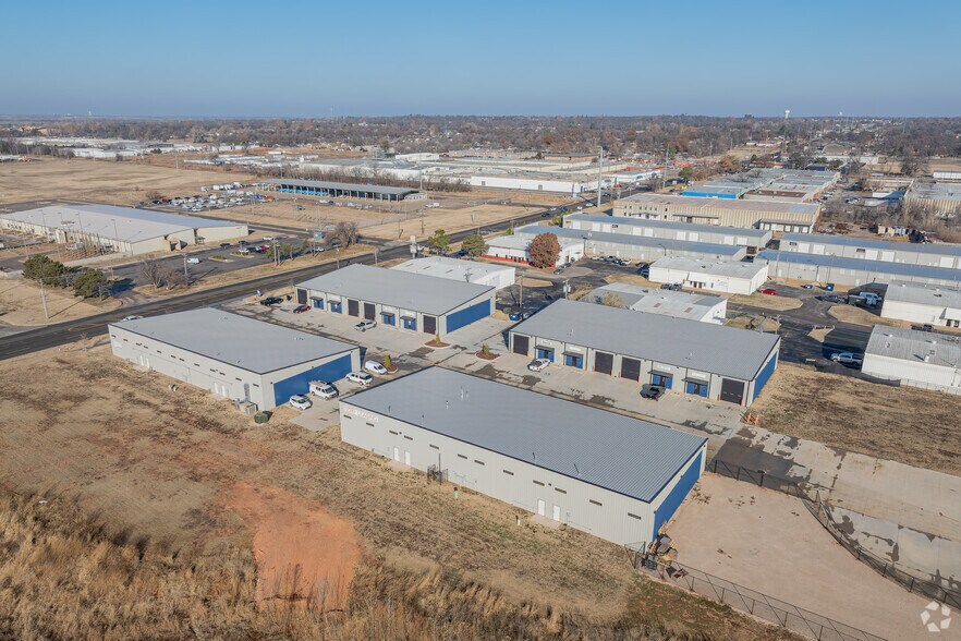 More Photos Of 20 N Rockwell Ave, Oklahoma City Unknown For Lease