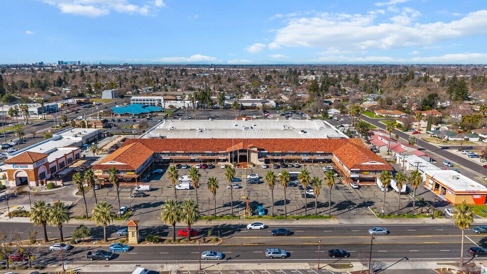 More Photos Of 2917-2999 Fulton Ave, Sacramento Office Residential For Lease