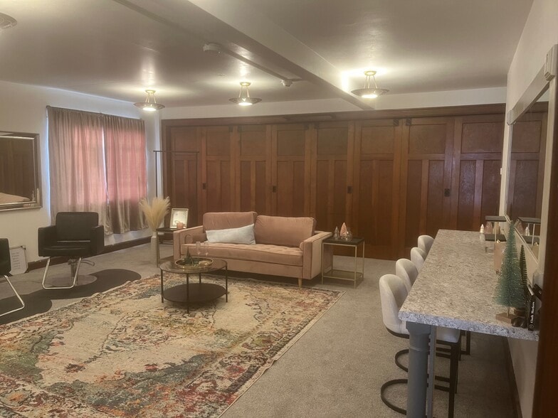 More Photos Of 507 N Union St, Kokomo Specialty For Sale