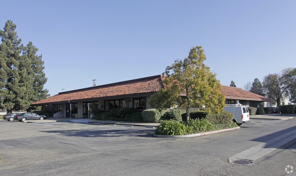 More Photos Of 1296 Lawrence Station Rd, Sunnyvale Office For Sale