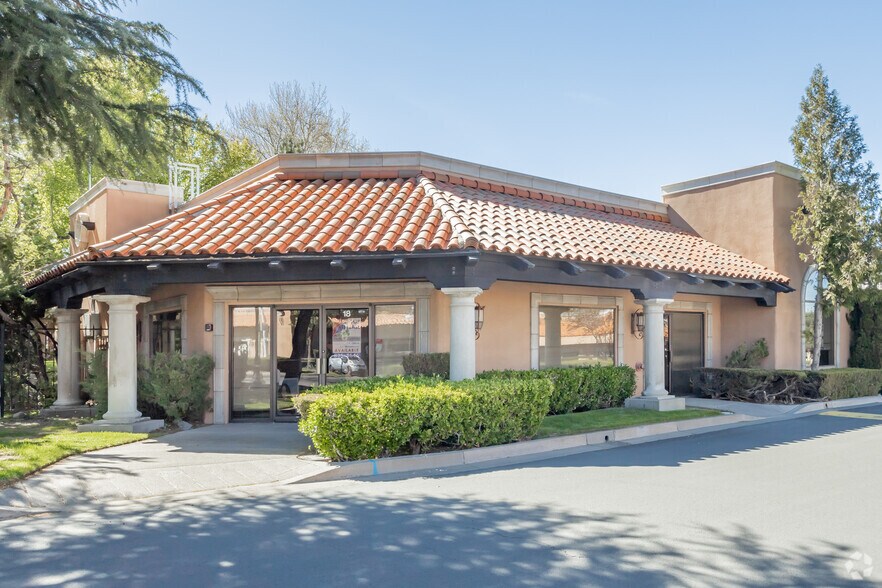 More Photos Of 6490 S McCarran Blvd, Reno Medical For Lease