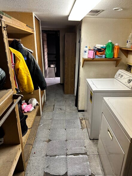 More Photos Of 705 W Commonwealth Ave, Fullerton Auto Repair For Lease