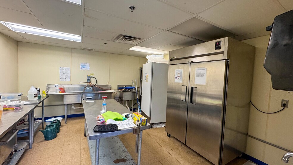 More Photos Of 5133 Darrow Rd, Hudson Health Club For Sale