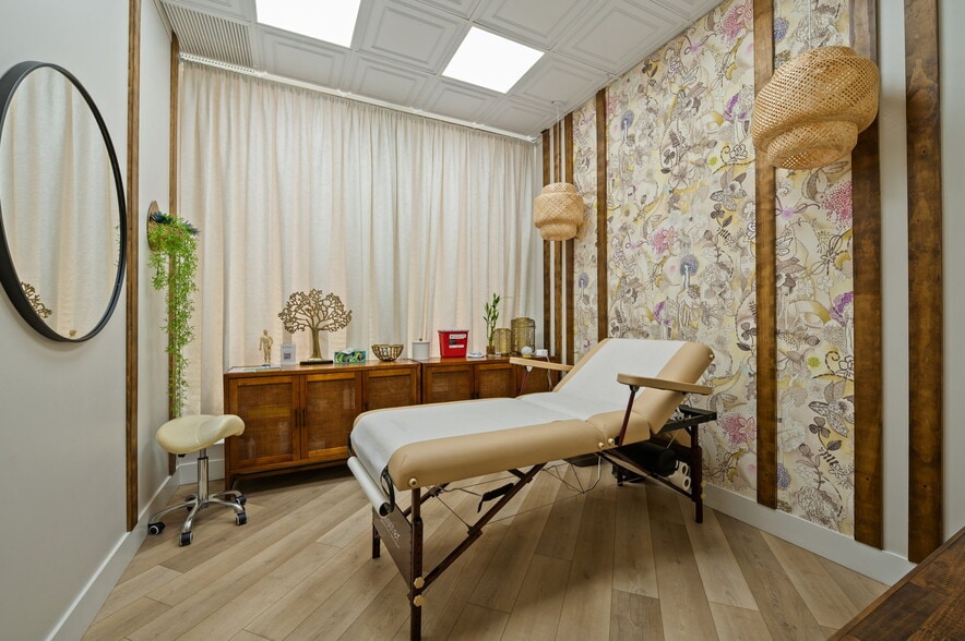 More Photos Of 200 S Andrews Ave, Fort Lauderdale Medical For Sale