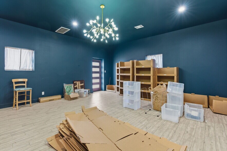 More Photos Of 20820 Fm-2854 Rd, Montgomery Auto Repair For Sale