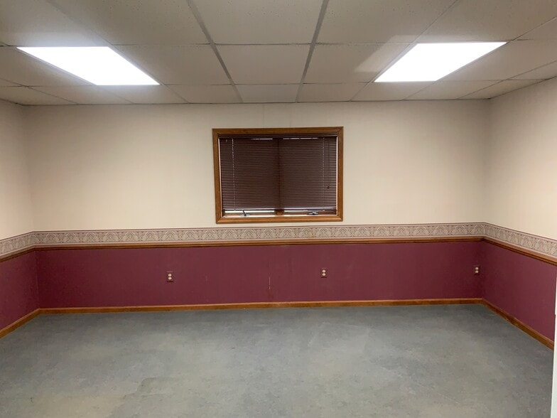 More Photos Of 8801 N Main St, Dayton Medical For Lease