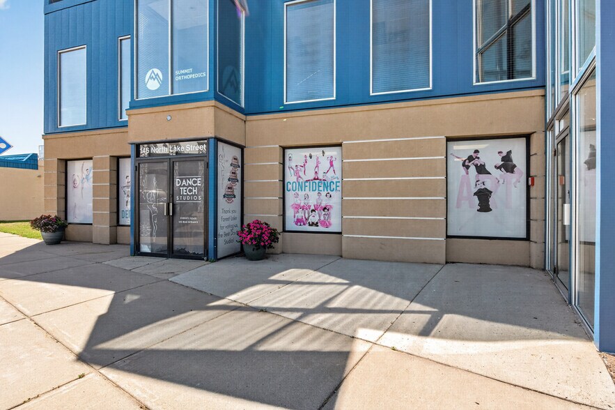 More Photos Of 146 Lake St N, Forest Lake Medical For Lease