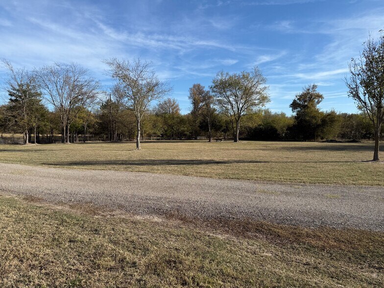 More Photos Of 564 County Road 3201, Campbell Land For Sale
