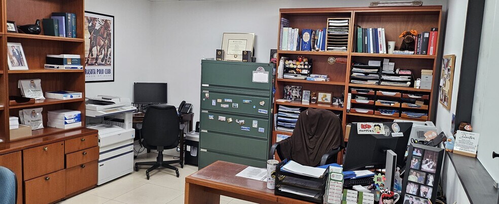 More Photos Of 3850 Bird Rd, Miami Office For Sale