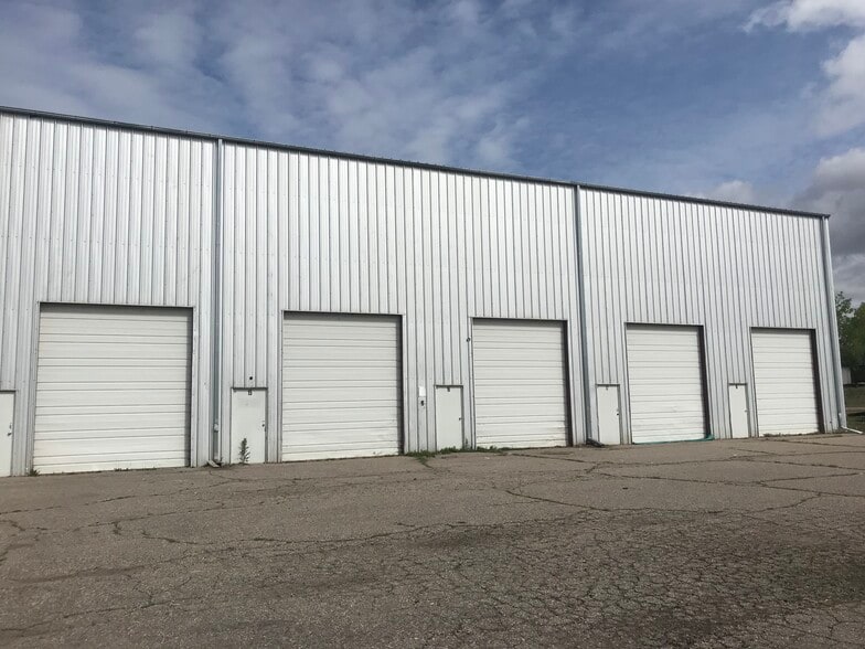 More Photos Of 170 SW 2nd St, Loveland Warehouse For Lease