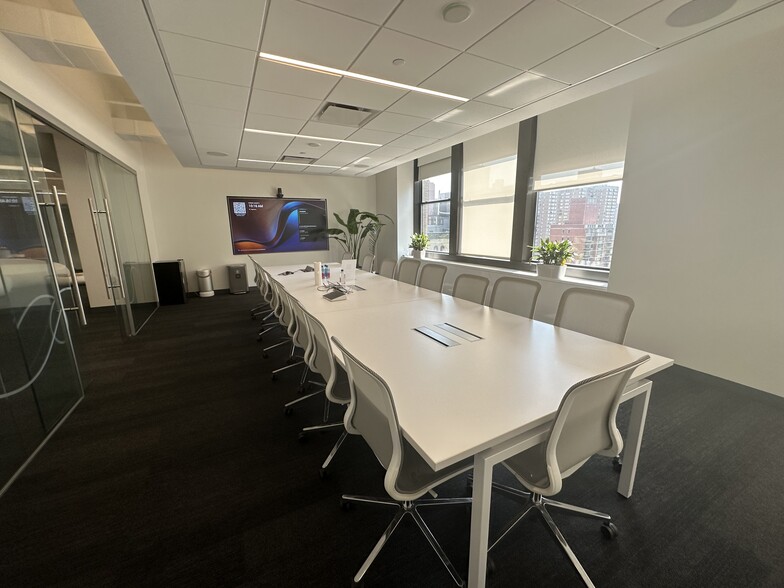 More Photos Of 116 E 16th St, New York Office For Lease