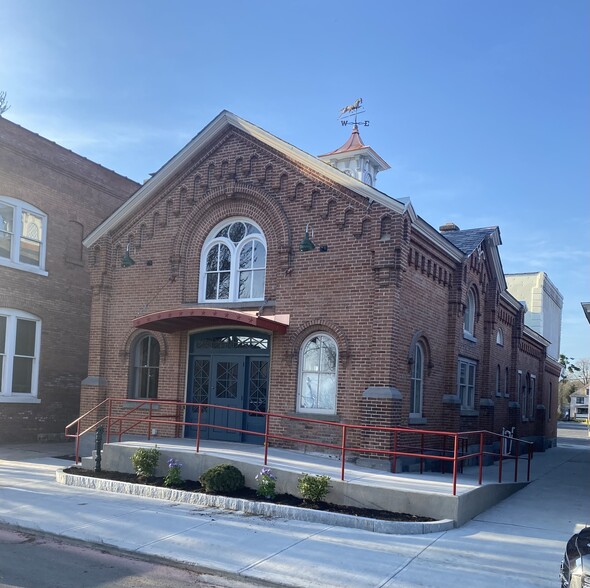 Primary Photo Of 20 Maple St, Glens Falls Office For Lease