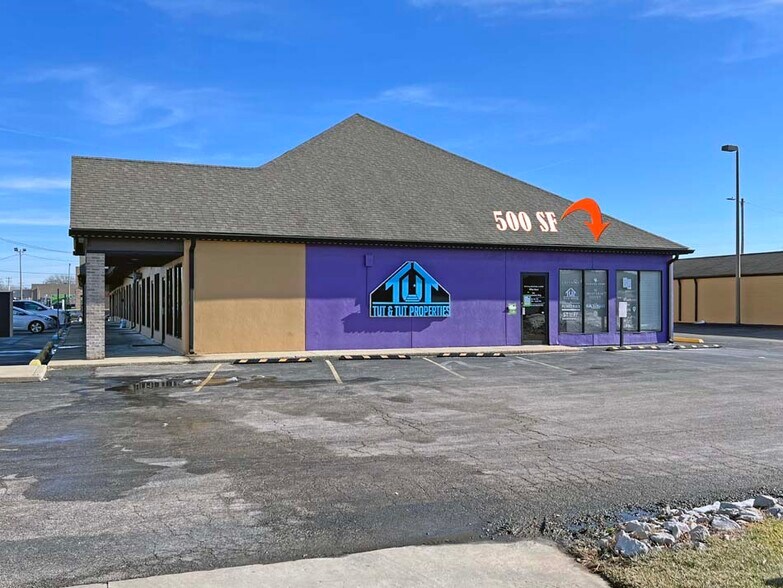 More Photos Of 721 W US Highway 50, O'Fallon Storefront Retail Office For Lease